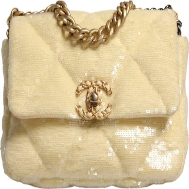 حقيبة متوسطة الحجم مطرزة بالترتر باللون الأصفر من سلسلة مبطنة