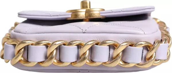 حقيبة كروس بودي صغيرة بإطار من جلد العجل المبطن باللون الأزرق مزودة بسلسلة قابلة للطي