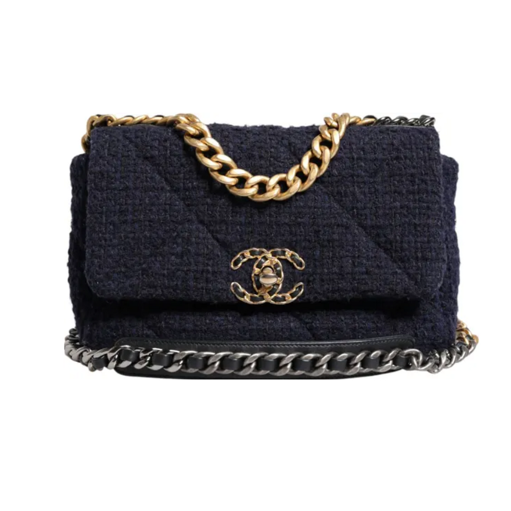 حقيبة كتف متوسطة الحجم من قماش التويد الأزرق الداكن مع سلسلة ذهبية رمادية اللون