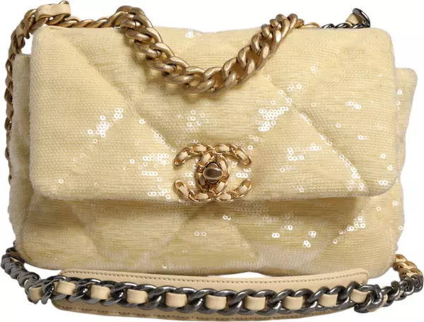 حقيبة متوسطة الحجم مطرزة بالترتر باللون الأصفر من سلسلة مبطنة