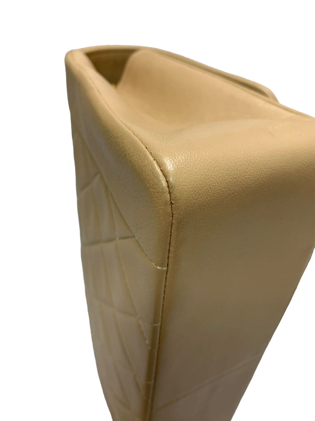 بطانية ديانا فينتيج متوسطة الحجم من جلد الحمل المبطن الكلاسيكي باللون البيج